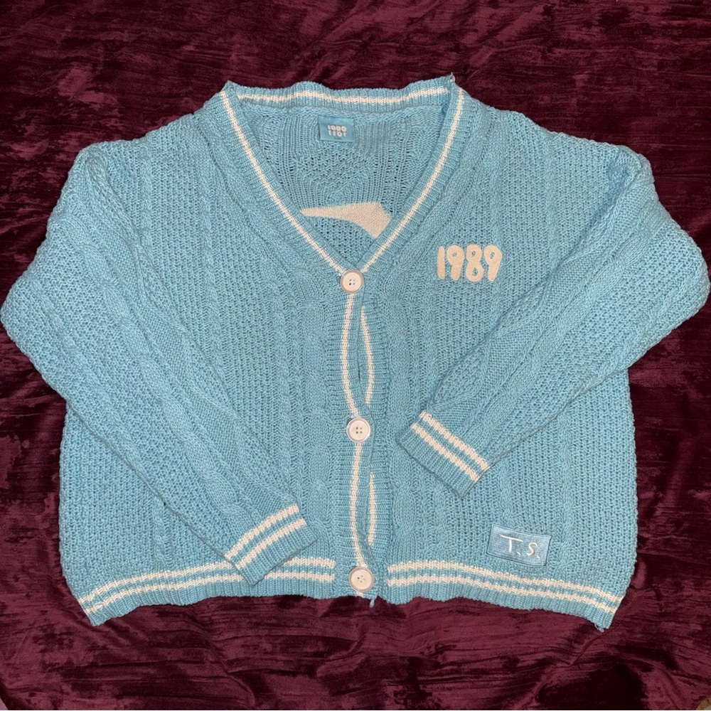 🩵Authentic Taylor Swift 1989 (TV) Cardigan - Size XL/2XL - Blue 🩵